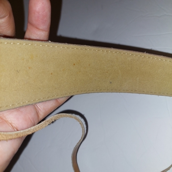 Womens Western Leather Belt with Leather Tassels that tie. SIZE 27/29 - Picture 8 of 8